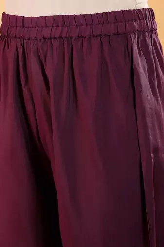 Ethnic Motifs Printed Gotta Patti Chanderi Silk Kurta With Trousers