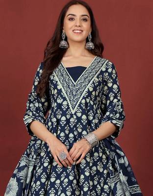 Floral Printed V-Neck Gotta Patti  Cotton A-Line Kurta With Trousers & Dupatta 1