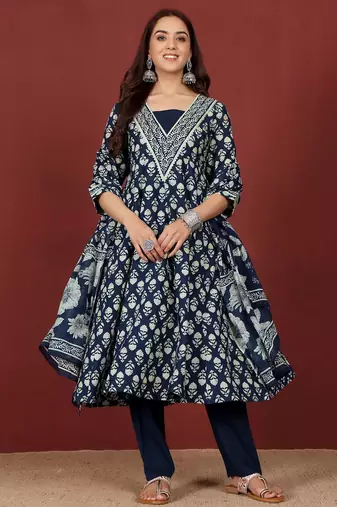 Floral Printed V-Neck Gotta Patti Pure Cotton A-Line Kurta With Trousers & Dupatta