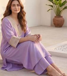 Women Embroidered Regular Thread Work Kurta with Palazzos