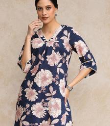Women Floral Printed Regular  Cotton Kurta with Trousers