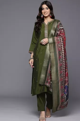 Floral Embroidered Notch Neck Mirror Work Straight Kurta With Trousers & Dupatta