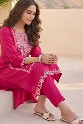 Women Ethnic Motifs Embroidered Regular Thread Work Kurta with Trousers & With Dupatta