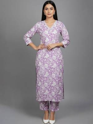 Women Floral Printed Regular  Cotton Kurta with Trousers & With Dupatta 1
