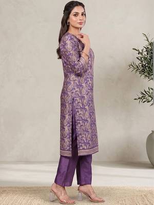 Women Ethnic Motifs Printed Regular Chanderi Silk Kurta with Trousers & With Dupatta 4