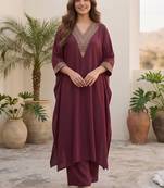 Women Ethnic Motifs Embroidered Regular Thread Work Kurta with Trousers