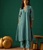 Women Ethnic Motifs Printed Kurta with Palazzo