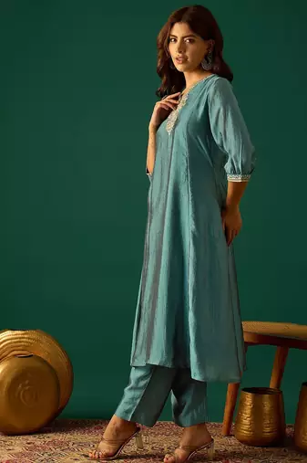 Women Ethnic Motifs Printed Kurta with Palazzo