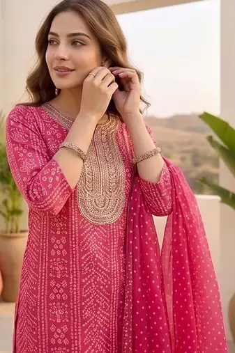 Women Ethnic Motifs Printed Regular Thread Work Kurta with Trousers & With Dupatta