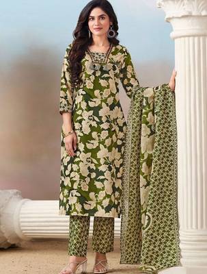 Women Floral Printed Regular Kurta with Trousers & With Dupatta 1