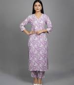 Women Floral Printed Regular  Cotton Kurta with Trousers & With Dupatta