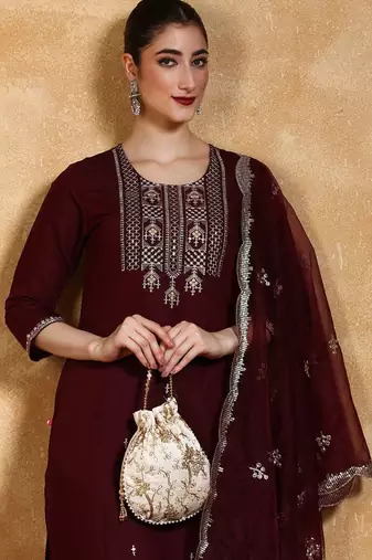 Women Floral Embroidered Kurta with Trousers & Dupatta