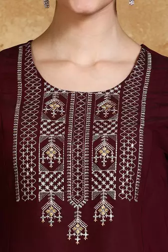 Women Floral Embroidered Kurta with Trousers & Dupatta
