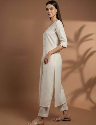 Women Regular Mirror Work Kurta with Trousers 2