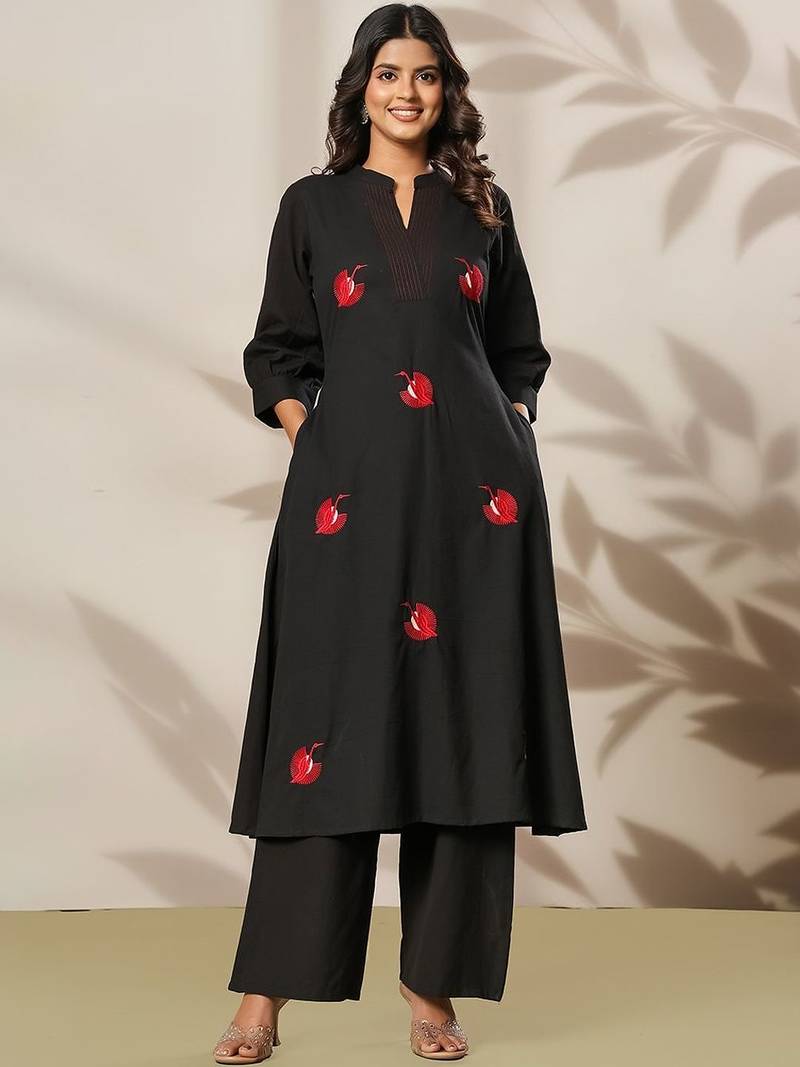 Women Ethnic Motifs Embroidered Panelled Thread Work Kurta with Palazzos
