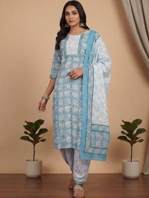 Women Floral Printed Regular Kurta with Patiala & With Dupatta 1