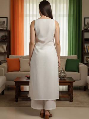Women Regular Kurta with Palazzos 3