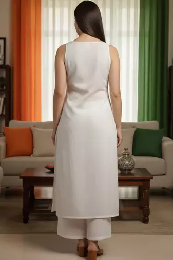 Women Regular Kurta with Palazzos
