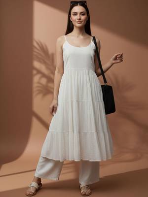 Women Tiered Kurta with Palazzos 1