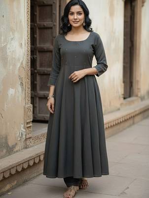 Women Embroidered Tiered Thread Work Kurta with Trousers & With Dupatta 1