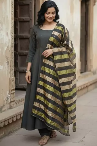 Women Embroidered Tiered Thread Work Kurta with Trousers & With Dupatta