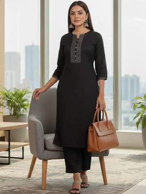 Women Ethnic Motifs Yoke Design Regular Thread Work Kurta with Trousers & With Dupatta 7