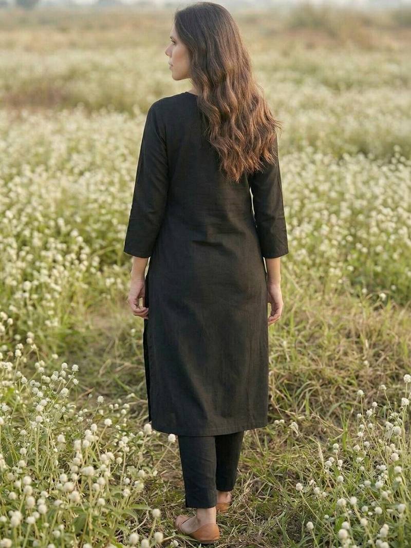 Women Regular Kurta with Trousers & With Dupatta