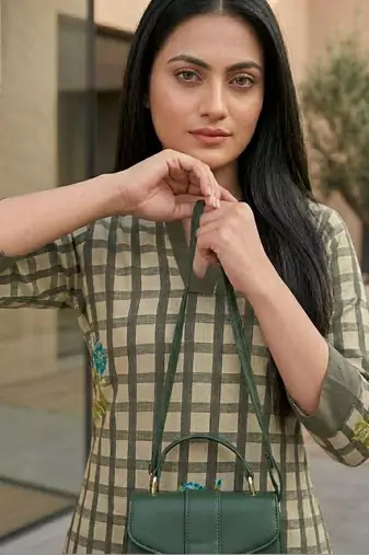 Women Regular Kurta with Trousers