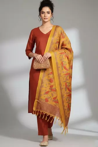 Women Ethnic Motifs Regular Kurta with Trousers & With Dupatta