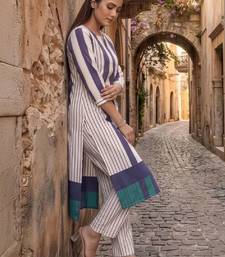 Women Striped Regular Kurta with Trousers