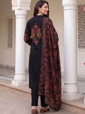 Women Ethnic Motifs Embroidered Regular Thread Work  Cotton Kurta with Trousers & With Dupatta 5