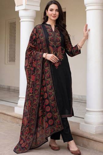 Women Ethnic Motifs Embroidered Regular Thread Work  Cotton Kurta with Trousers & With Dupatta