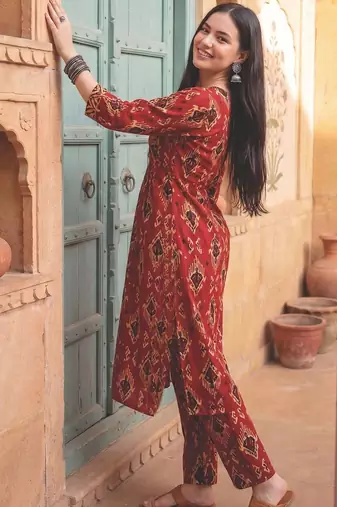 Women Printed Regular Pure Cotton Kurta with Trousers