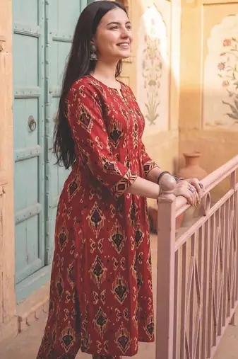 Women Printed Regular Pure Cotton Kurta with Trousers