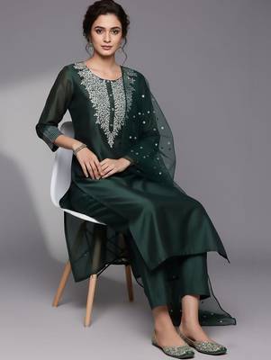 Women Ethnic Motifs Embroidered Regular Sequinned Chanderi Silk Kurta with Trousers & With Dupatta 7