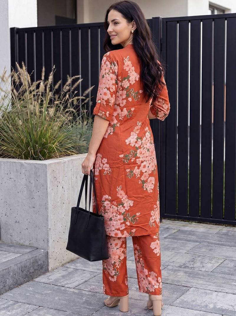 Women Floral Printed Regular Kurta with Palazzos