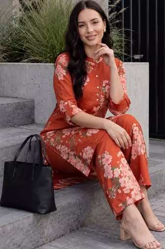 Women Floral Printed Regular Kurta with Palazzos
