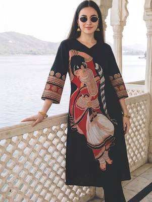 Women Ethnic Motifs Printed Pure Cotton Kurta with Trousers 1