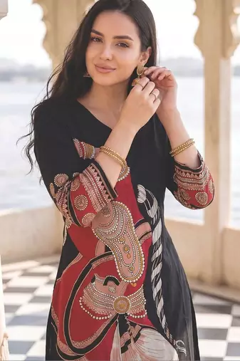 Women Ethnic Motifs Printed Pure Cotton Kurta with Trousers