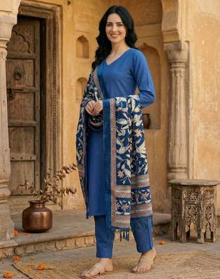 Women Regular Kurta with Trousers & With Dupatta 3