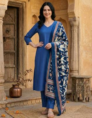 Women Regular Kurta with Trousers & With Dupatta 6