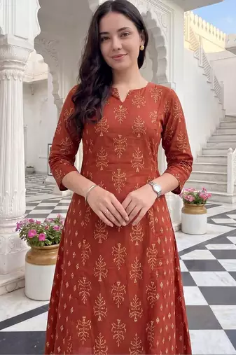 Women Ethnic Motifs Printed Regular Pure Cotton Kurta with Trousers