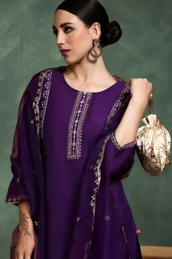Women Ethnic Motifs Embroidered Kurta with Trousers & Dupatta