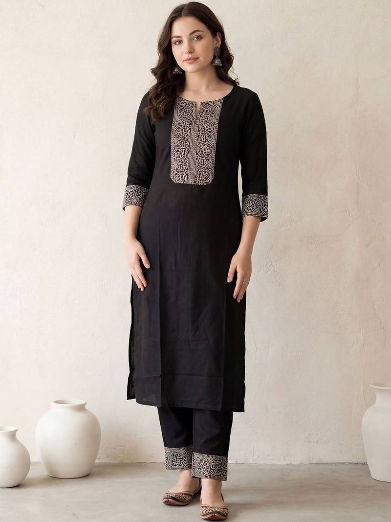 Women Ethnic Motifs Embroidered Regular Thread Work Kurta with Trousers