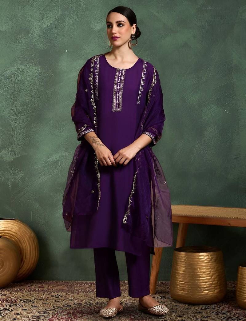 Women Ethnic Motifs Embroidered Kurta with Trousers & Dupatta