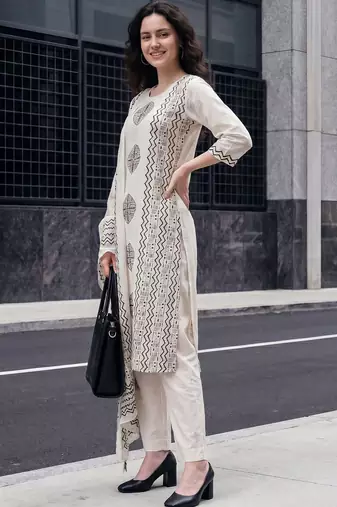 Women Ethnic Motifs Printed Regular Pure Cotton Kurta with Trousers & With Dupatta