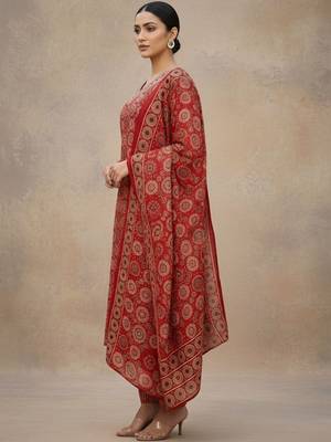 Women Ethnic Motifs Printed Regular Thread Work Pure Cotton Kurta with Trousers & With Dupatta 3