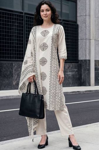 Women Ethnic Motifs Printed Regular Pure Cotton Kurta with Trousers & With Dupatta