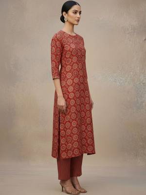 Women Ethnic Motifs Printed Regular Thread Work Pure Cotton Kurta with Trousers & With Dupatta 4