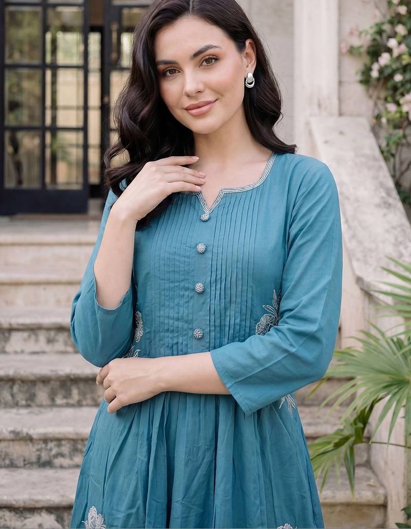 Women Floral Embroidered Pleated Thread Work Pure Cotton Kurta with Trousers